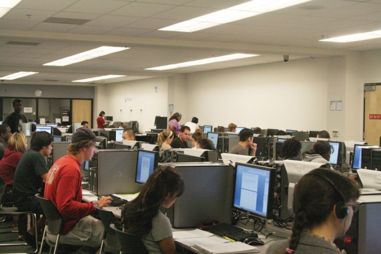 A+number+of+students+have+taken+adavatnage+of+the+AIRCs+24-hour+lab.%3A