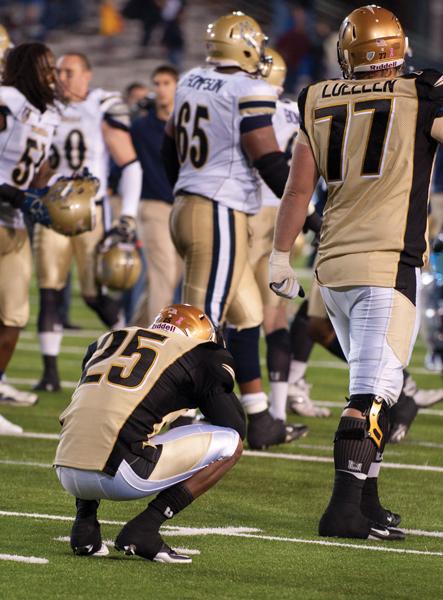 mountain lions:Cornerback Terrelle Maze reacts after a penalty that led to the last minute, game-winning field goal by the Hartford Colonials. The Colonials beat the Sacramento Mountain Lions 27-26 and brought the Mountain Lions to a 2-4 overall record for the season.:Steven Turner - State Hornet