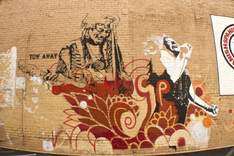 This wall mural features the likeness of Jimi Hendrix and Janis Joplin. It is located in midtown Sacramento along J Street.
