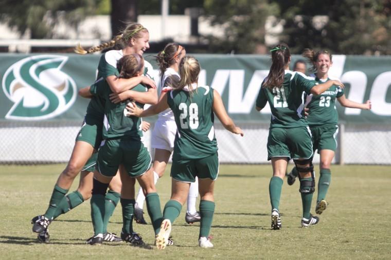 Women’s soccer strives for rebound performance