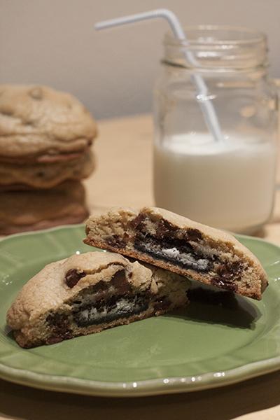 Nothing goes better with these cookies than a glass of nice, cold milk.
