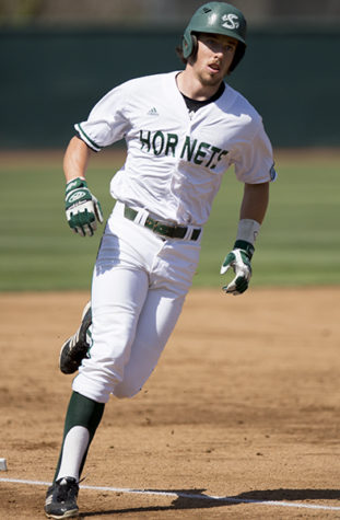 Baseball drops another Friday game despite Higley’s ninth home run
