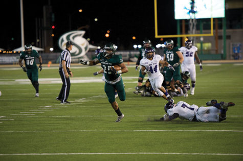 Hornets break records in home opener