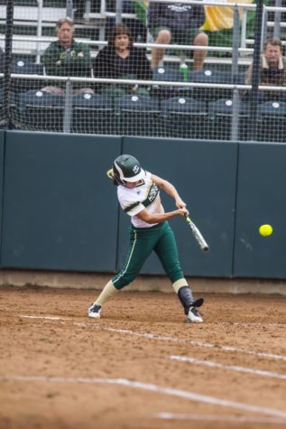 Softball drops two close games in its doubleheader against Saint Mary’s