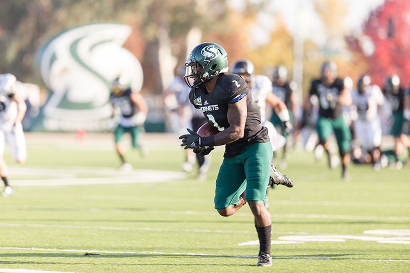 Former Sac State Receiver Chases Nfl Dreams The State Hornet