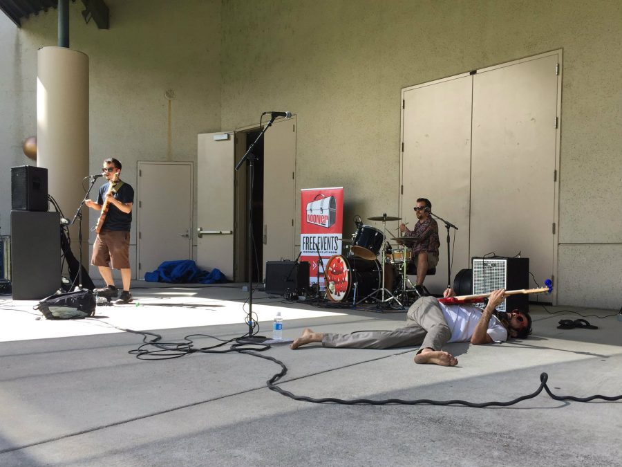 Davis-based funk group Big Sticky Mess performs on the University Union Serna Plaza on Sept. 21.
(Photo by Claire Morgan)