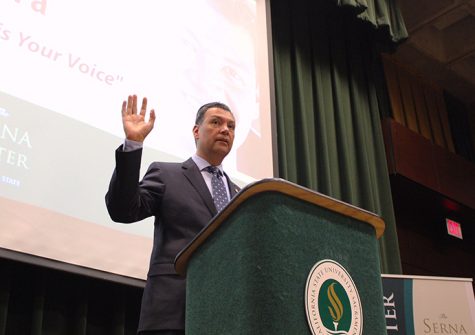 Secretary of State urges students to vote