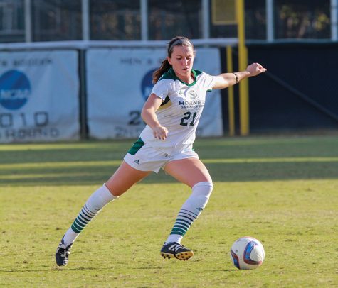 Sacramento State senior defender Rachel Leonard prepares to pass the ball to a teammate against Nevada on Sept. 9 at Hornet Field. (Photo by Matthew Dyer)