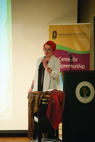 Audrey Oglesby speaks about her proposed City of Gold Clothing company at ‘The Pitch’ on Wednesday, Nov. 16 in the Hinde Auditorium. (Photo by Diana Rykun)