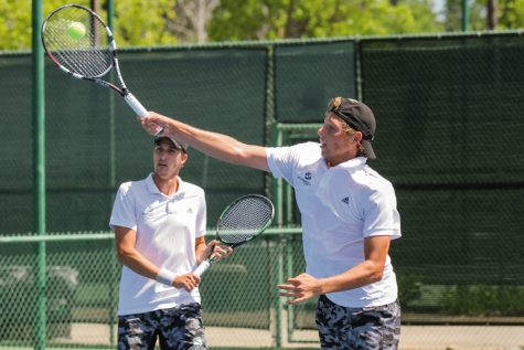 Men’s tennis team abuzz with excitement after sweet start