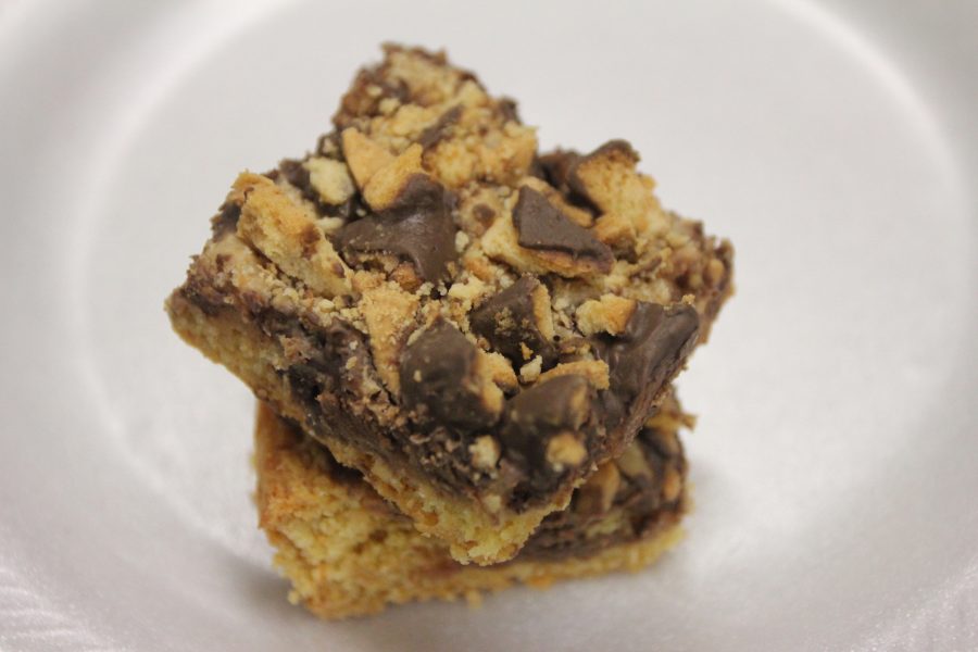 Girl Scout Cookie Tagalong Cake Bars
