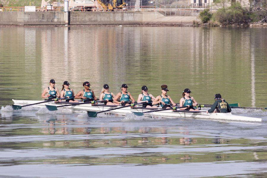 Sacramento+State+womens+rowing+varsity+eight+placed++first+at+the+Sacramento+State+Invitational+Saturday+at+Lake+Natoma.+%28Photo+by+Andre+Newell%29
