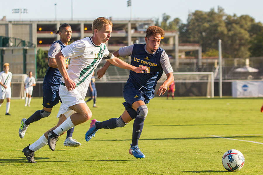 Sacramento+State+senior+midfielder+Paul+Geyer+charges+toward+the+goal+against+UC+Irvine+Saturday%2C+Sept.+30+at+Hornet+Field.+Geyer+scored+one+goal+and+recorded+one+assist+in+Sac+States+3-3+draw+against+UC+Irvine.