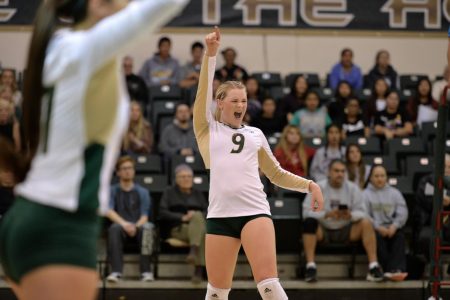 Senior volleyball player puts back injury behind her