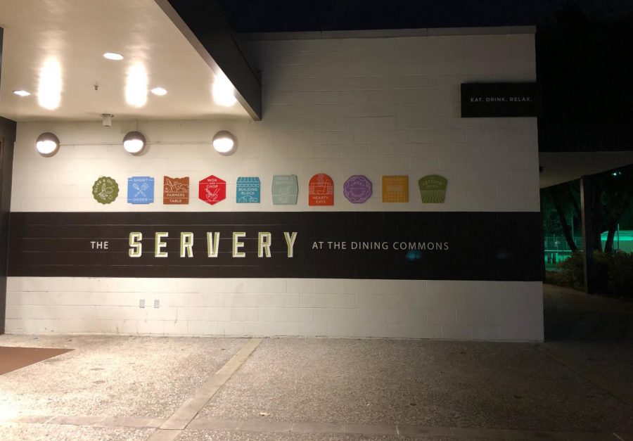 The+Servery+at+the+Dining+Commons+is+open+for+breakfast%2C+lunch+and+dinner+seven+days+a+week.+In+a+Feb.+16+health+inspection%2C+three+major+violations+were+observed+by+a+health+inspector.+