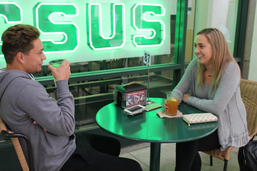 Students drinking beer outside Round Table