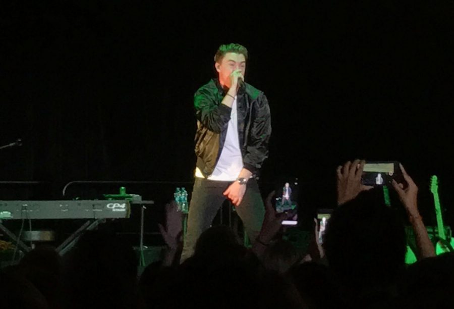Jesse McCartney perfoms at a sold out crowd in the University Ballroom on Nov. 9, 2018.