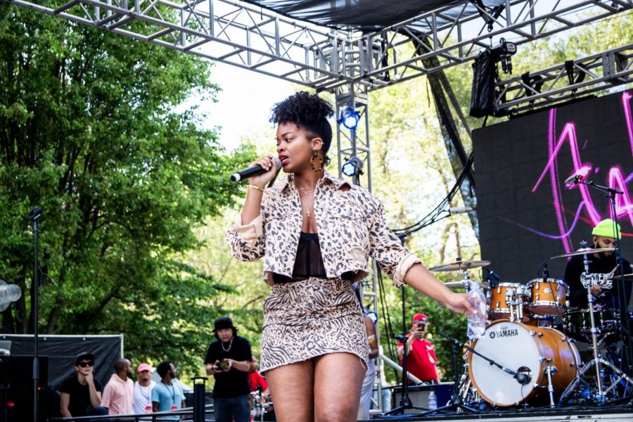 Ari Lennox of Dreamville Records performs on Blume Stage at Sol Blume on April 27 at the Cesar Chavez Plaza. Lennox sang her popular song Shea Butter Baby.