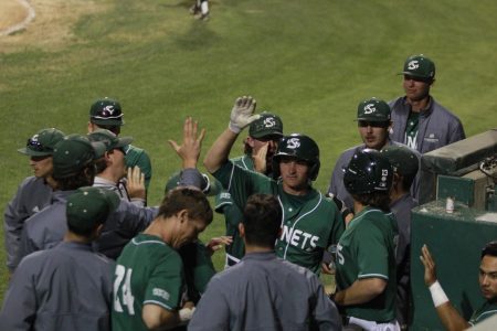 Hornets complete comeback with 4-3 win over Wolf Pack