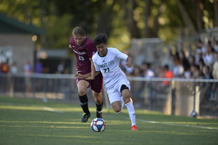 Sac+State+freshman+defender+Genaro+Alfaro+fights+for+positioning+against+Santa+Clara+on+Sunday%2C+Aug.+25+at+Hornet+Field.+The+Hornets+and+Broncos+played+a+1-1+draw.