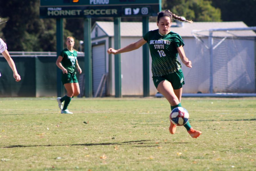Sac State junior forward Alyssa Baena dribbles upfield against Eastern Washington on Saturday, Oct. 27 at Hornet Field. The Hornets begin the Big Sky Championship Friday as the second seed in Greeley, Colorado.