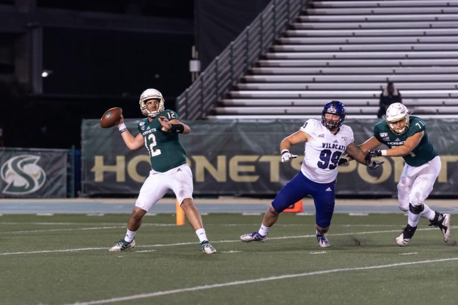 Sac+State+sophomore+quarterback+Jake+Dunniway+prepares+to+throw+against+No.+3+Weber+State+on+Saturday%2C+Nov.+2%2C+at+Hornet+Stadium.+Dunniway+will+start+at+quarterback+for+the+No.+5+Hornets+this+Saturday+at+Northern+Arizona+if+junior+Kevin+Thomson+is+unable+to+play+due+to+injury.