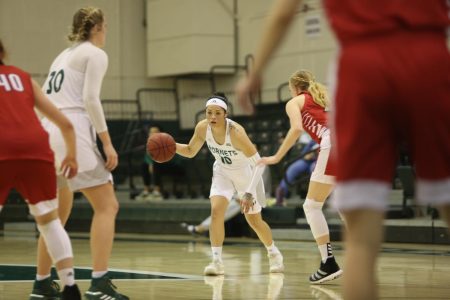 Sac State senior guard Gabi Bade prepares to go around a screen set by senior forward Kennedy Nicholas against Southern Utah on Saturday, Jan. 18 at the Nest. The Hornets defeated the Thunderbirds 87-82.