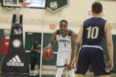Sac State men’s basketball team blows out Montana State at home
