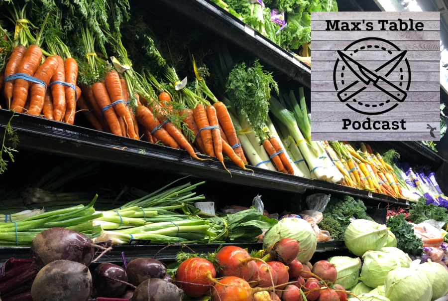 Organic local produce in a local Sacramento Bel Air store. This week on Max's Table, long time produce buyer Gina Backovich gives in inside look into the complex world of fruit and vegetable production. 