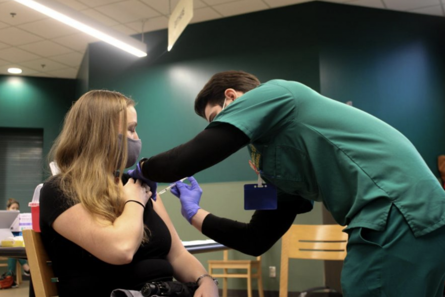 Assistant professor and registered nurse Stephanie Landers was among the first to receive the COVID-19 vaccine Brown Bag room in the Union on Jan. 28, 2021.  Sacramento State students have begun to receive email invitations to be vaccinated for COVID-19 at the university’s vaccination site in the University Union, according to Sac State officials. 