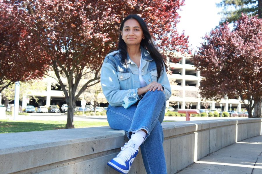 Business administration major Maanvee Mehrotra at Sacramento State on March16, 2022. Mehrotra is an Indian international student and a peer mentor for the Asian
Pacific-Islander and Desi-American Center. Photo by Michael Pacheco
