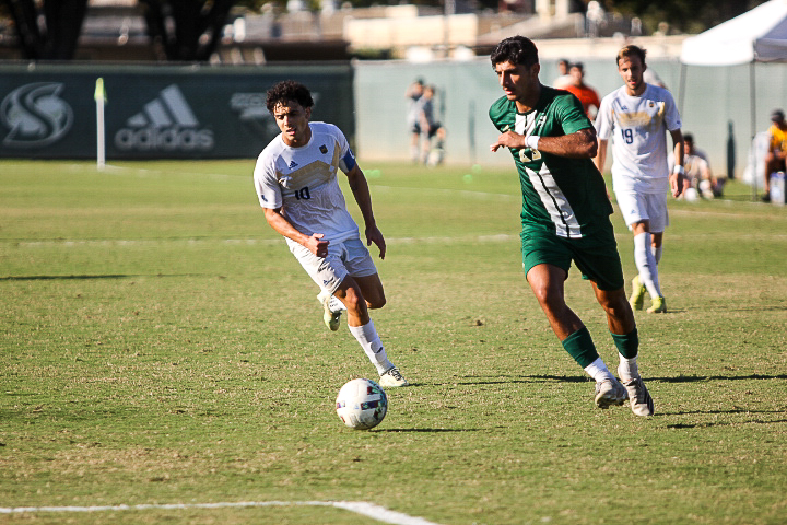 %28FILE%29+Sacramento+State+sophomore+midfielder+Ali+Sasankhah+recovers+the+ball+from+University+of+California%2C+Riverside+senior+midfielder+Issa+Badawiya+at+Hornet+Field+on+Wednesday%2C+Oct.+15%2C+2022.+The+Hornets+came+back+to+win+the+game+2-1+after+the+Highlanders+took+an+early+lead.