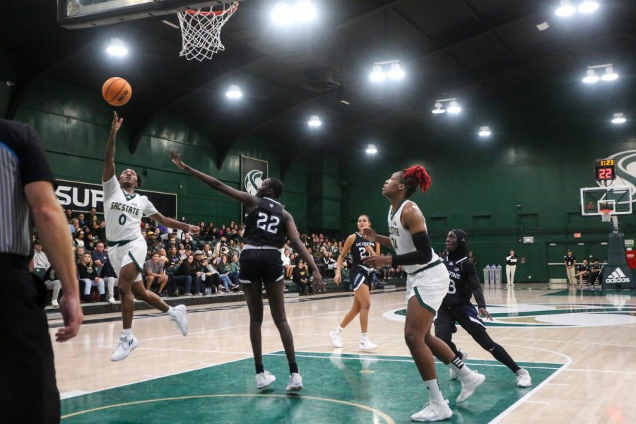 %28FILE%29+Senior+guard+Kahlaijah+Dean+finishes+around+a+UC+Irvine+defender+on+Saturday%2C+Nov.12%2C+2022%2C+in+The+Nest+at+Sacramento+State+in+a+60-58+Sac+State+loss.+The+Hornet+duo+pictured%2C+Dean+and+sophomore+center+Isnelle+Natabou%2C+combined+for+50+of+the+Hornets+73+points+in+their+win+Monday.