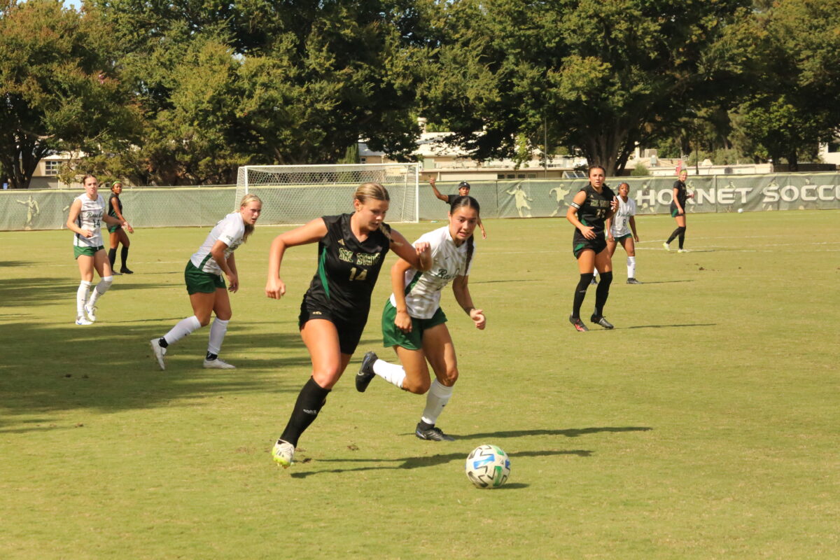 Junior forward Ariana Scholton dribbling up the outside of the pitch, lining up a shot against Portland State Sunday, Oct. 1, 2023. The Hornets played well and made many attempts on goal, but in the end, Portland beat them to it.