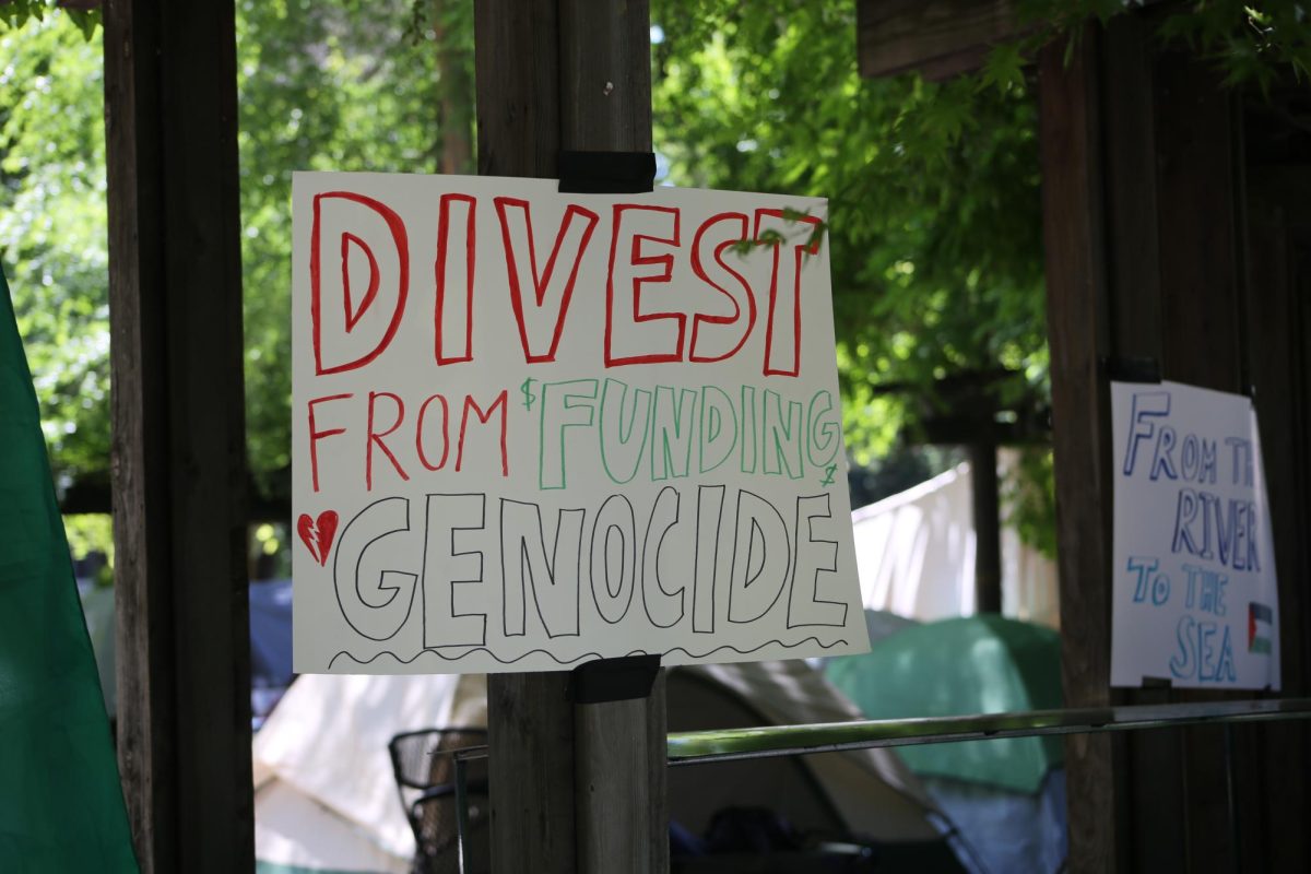 Protesters+adorned+the+encampment+in+the+Library+Quad+with+signs+supporting+the+Palestinian+people+Tuesday%2C+April+30%2C+2024.+Sac+State+became+the+first+California+State+University+to+announce+divestment.
