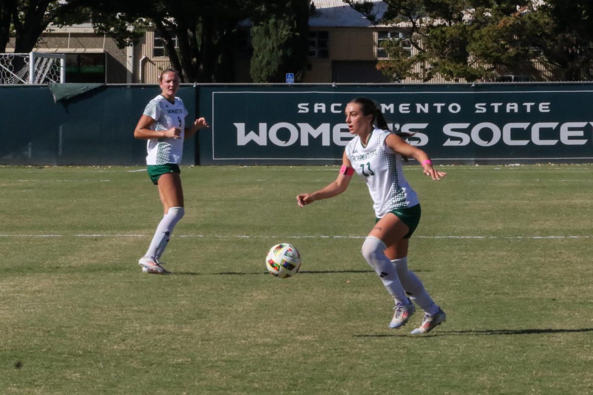 Junior midfielder Madelyn Dougherty looking for a teammate against Montana Friday, Oct. 18, 2024. The Hornets went on to draw against the Grizzlies 0-0.