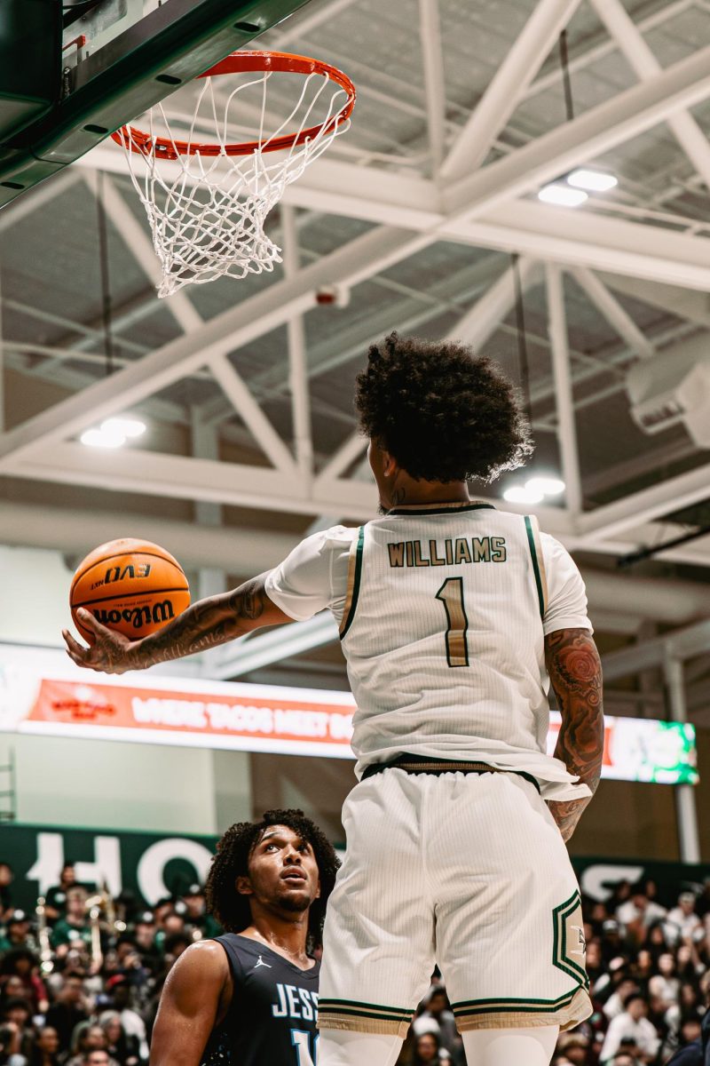 Sophomore guard Mikey Williams lays it up against Jessup Friday, Nov. 8, 2025. Williams finished with 16 points, eight assists and six rebounds.